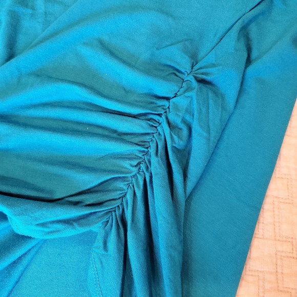 Made By Johnny Women's Solid Short Sleeve Top - Picture 8 of 11